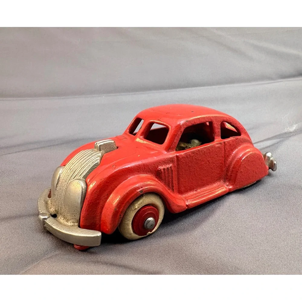 Vintage Red Cast Iron Coupe Toy Car Art Deco Streamline Pat Appl For E-52